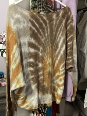 Women's Metallic Tie-Dye Pullover Sweater in Brown and Gold